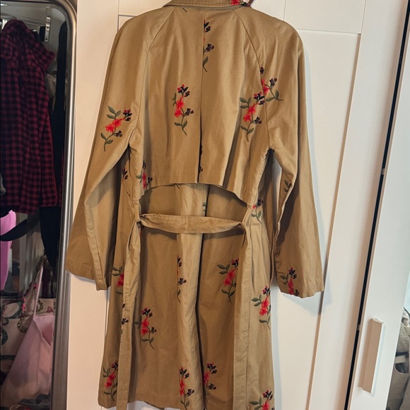 Anthropologie Cartonnier Floral Embroidered Tan Trench Coat - Picture 9 of 11